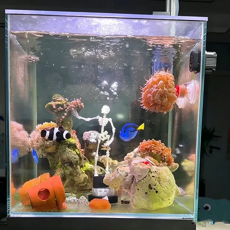 🎃 Dancing Skeleton Aquarium Ornament – Halloween Bubble Tank Decor 💀